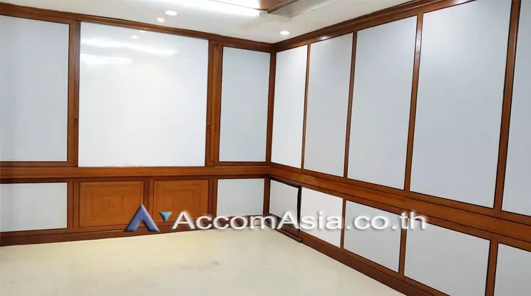  1  Office Space For Rent in ratchadapisek ,Bangkok MRT Ratchadaphisek AA12963